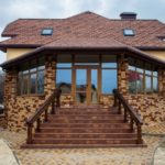 Ступеньки для крыльца: фото, размеры, устройство и виды