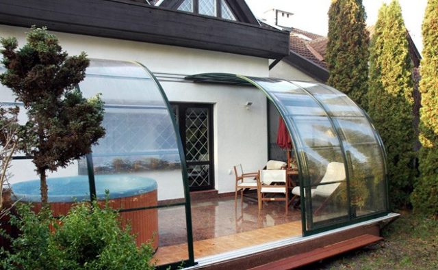 Терраса из поликарбоната: варианты, конструкция, плюсы и минусы