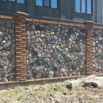 Забор для частного дома: фото, обзор, виды и как выбрать