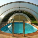 Навесы для бассейна из поликарбоната: фото, материал и форма