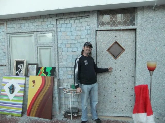 Дом из денег: фото, история, материал, строительство