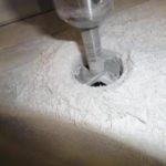 Делаем отверстие в раковине из керамики