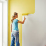 Что нужно знать о краске для стен без запаха?