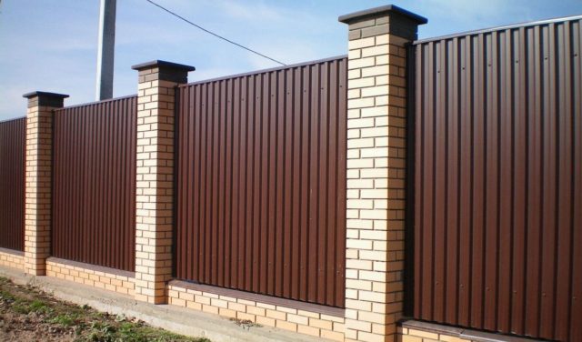 Современный качественный забор